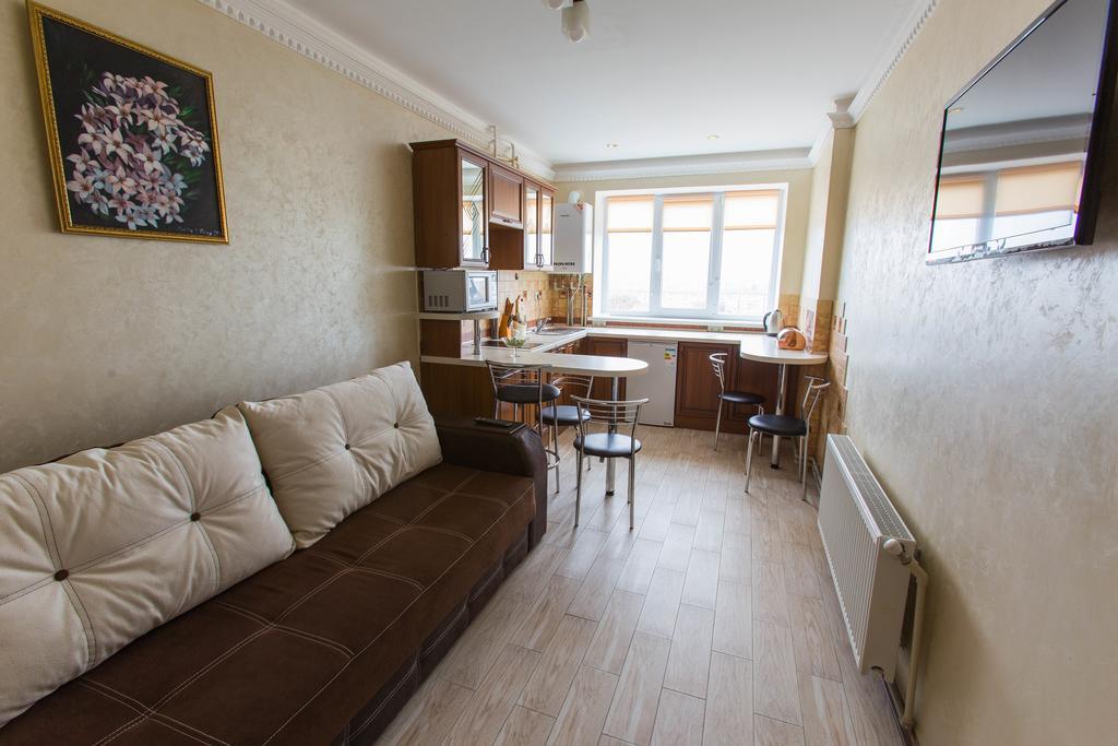 Modern Apartment On Akademika Sakharova 27A Ivano-Frankivsk Eksteriør billede