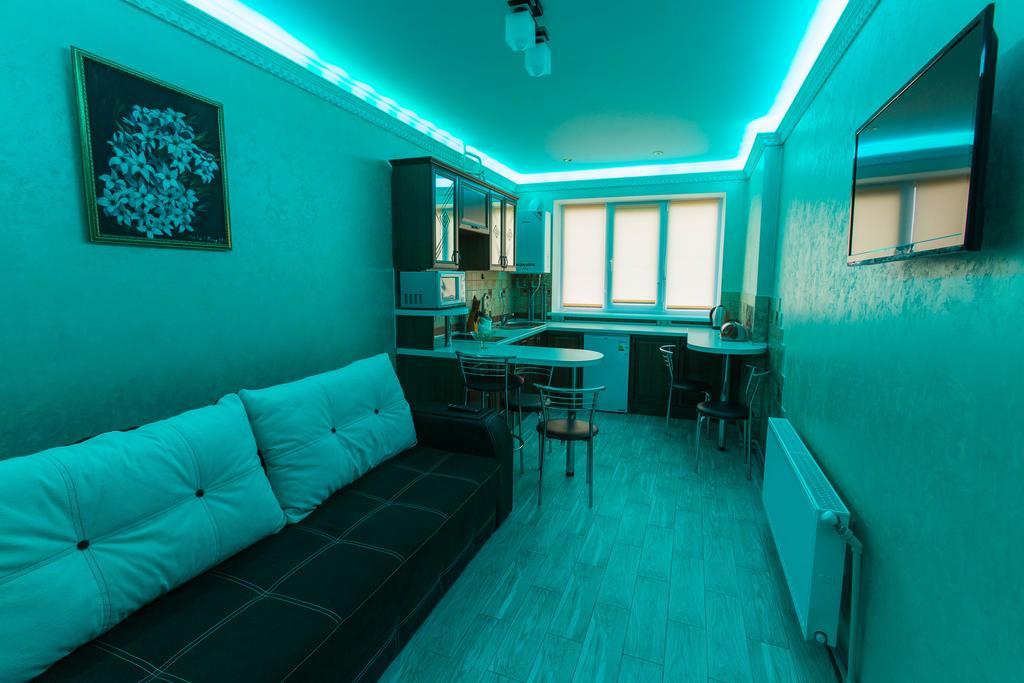 Modern Apartment On Akademika Sakharova 27A Ivano-Frankivsk Eksteriør billede